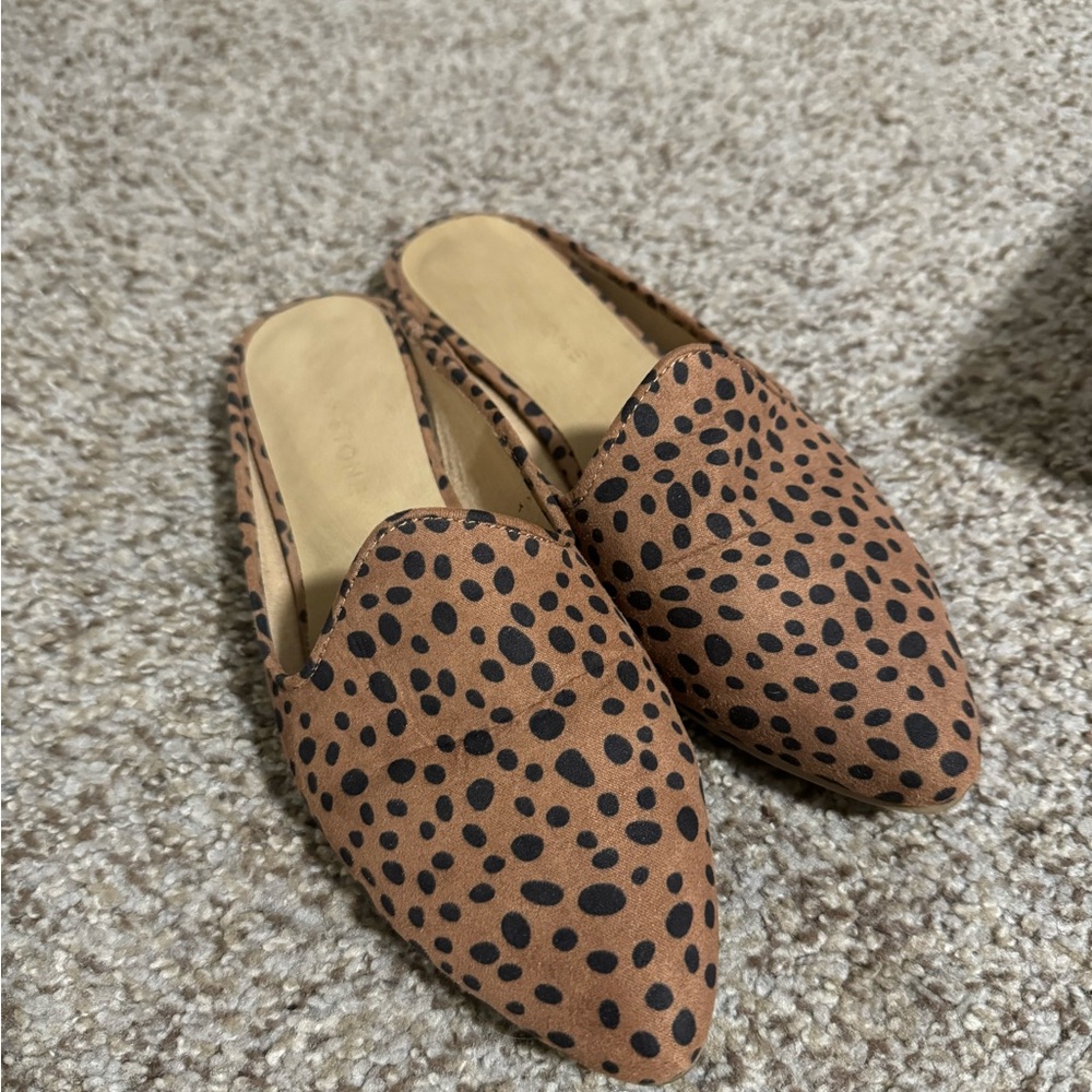 Slip on Mules - Sand & Stone sz 6.5